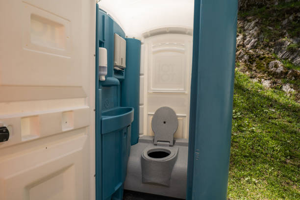 Types of Portable Toilets We Offer in Gordon, GA